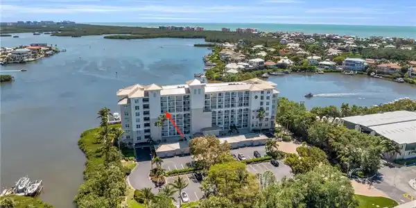 4975 Bonita Beach RD