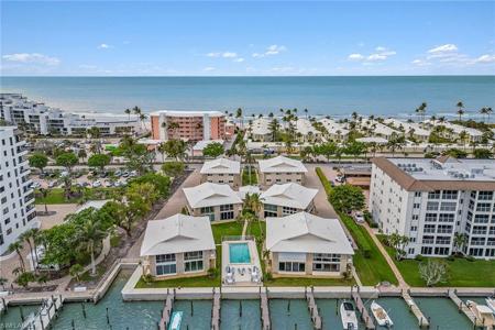 2500 Gulf Shore BLVD N