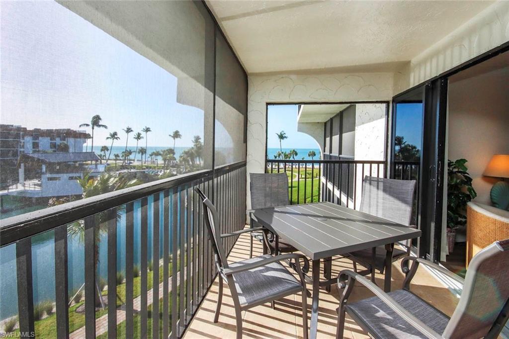 Image 3: Screened Lanai