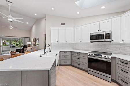 21703 Sungate CT