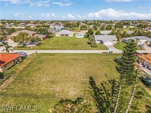 3725 SW 7th PL