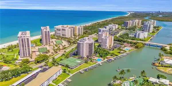 11030 Gulf Shore DR