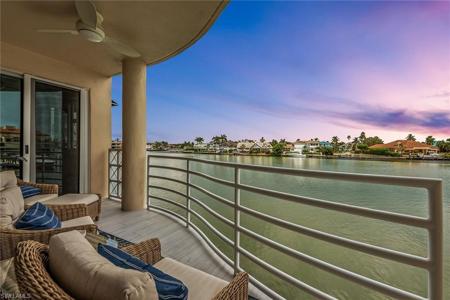 4500 Gulf Shore BLVD N