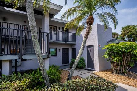 808 Cape Coral PKWY W