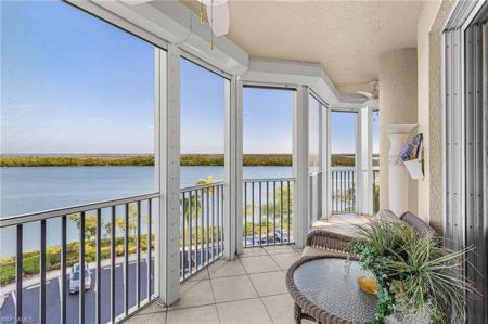 4141 Bay Beach LN