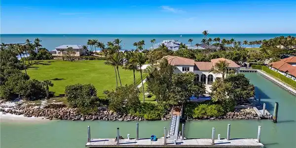 230 & 240 Bay RD
