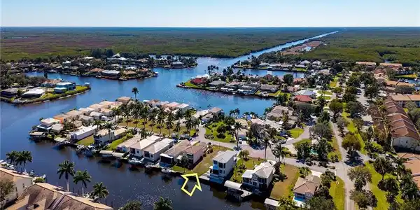 193 Eveningstar Cay