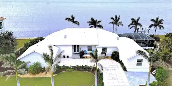 311 Bayridge PL
