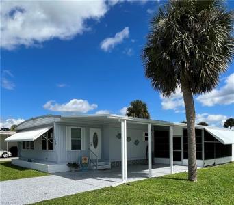 554 Peace Lake CT