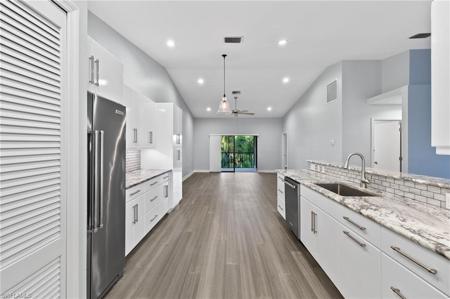 6743 Sea Isle DR
