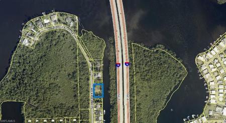 99 and 101 Schneider DR