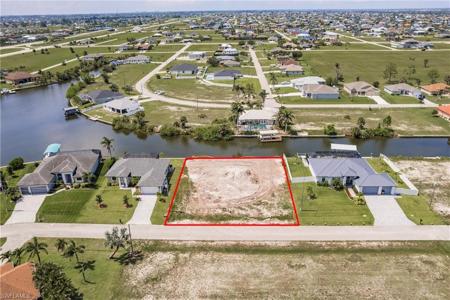 3240 NW 18th ST
