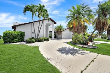 421 SW 51st TER