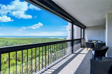 6001 Pelican Bay BLVD