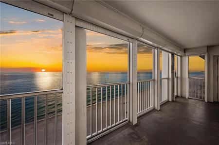 3443 Gulf Shore BLVD N