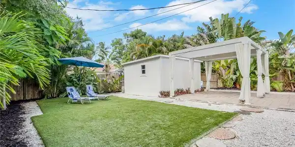Image 2: private back yard oasis