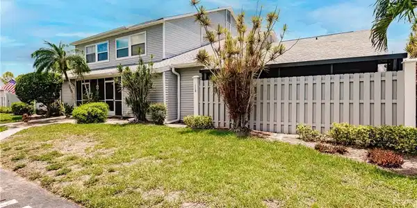 6226 Timberwood CIR