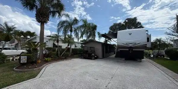 1113 Silver Lakes BLVD