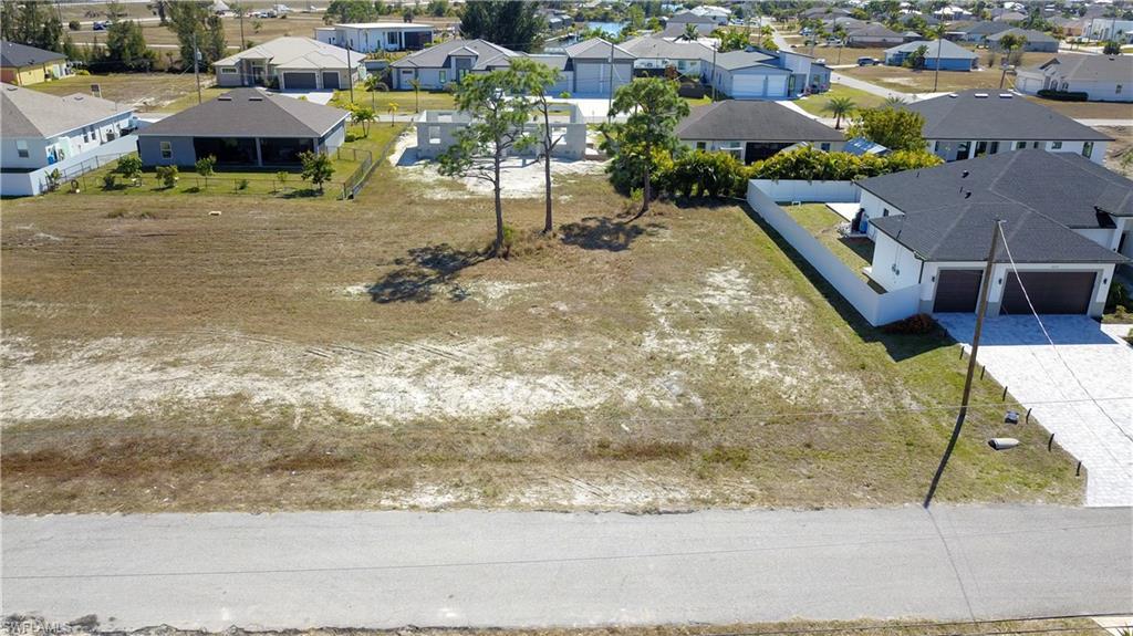 Image 3: Aerial view of residential area