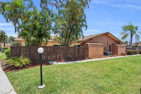 6376 Royal Woods DR