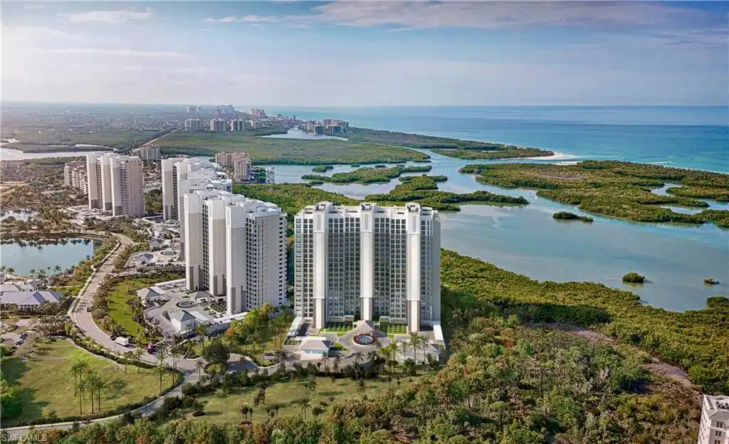 Image 1: Tower 500 rendering