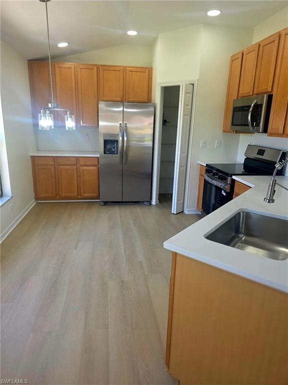 Image 1: New Quartz, flooring, lighting and appliances