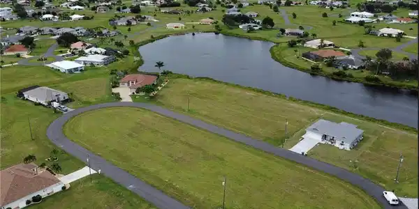 17481 Vellum CIR