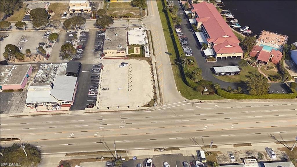 Image 1: EMPTY LOT