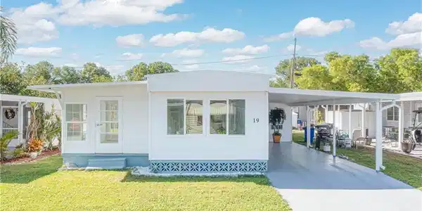 19 Garden DR