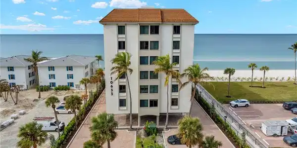 10633 Gulf Shore DR