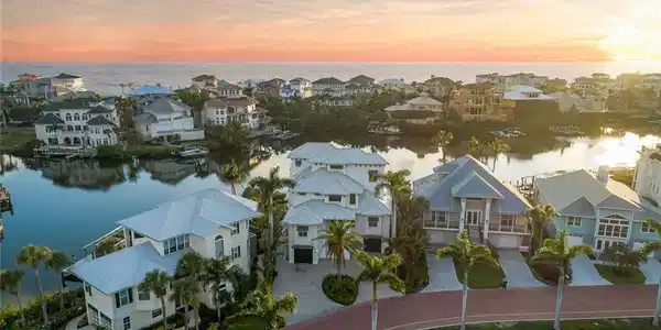 223 Bayfront
