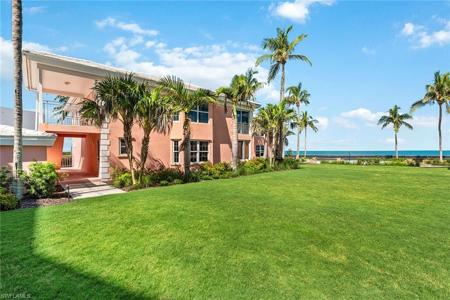 2401 Gulf Shore BLVD N