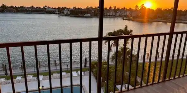 838 W Elkcam CIR