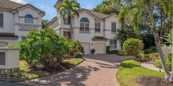 175 Colonade CIR