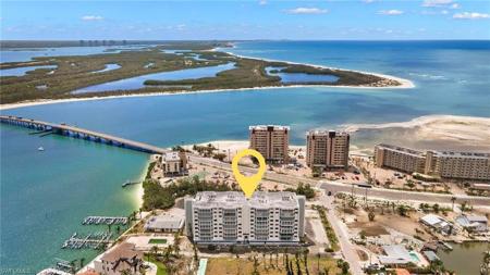 8401 Estero