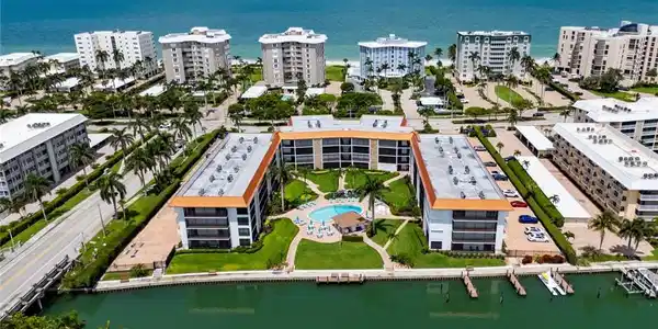 2900 Gulf Shore BLVD N
