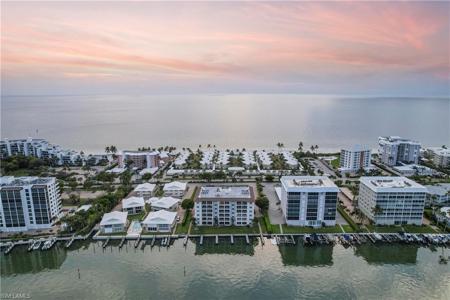 2600 Gulf Shore BLVD N