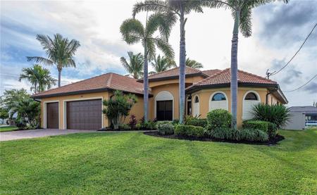 2108 SW 38th TER