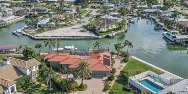 916 Sundrop CT