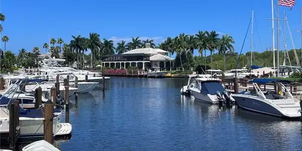 1777 Gulfstar DR S