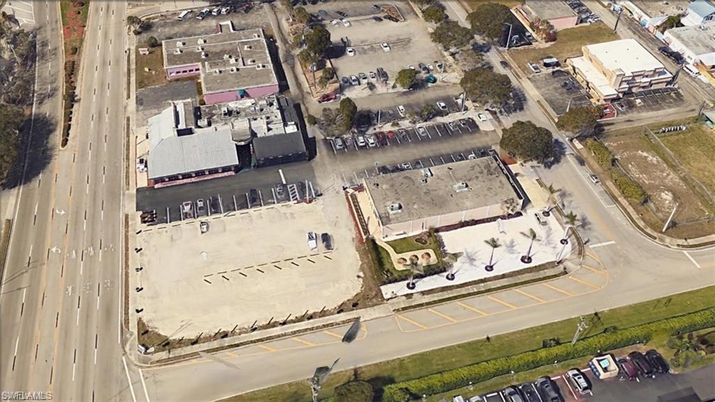 Image 2: EMPTY LOT