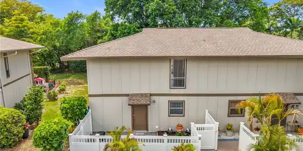 4293 Island CIR