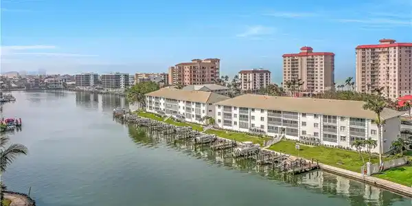 10686 Gulf Shore