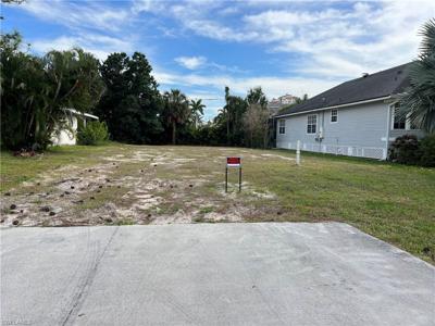 530 94th AVE N