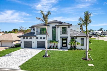 10720 Vanderbilt DR