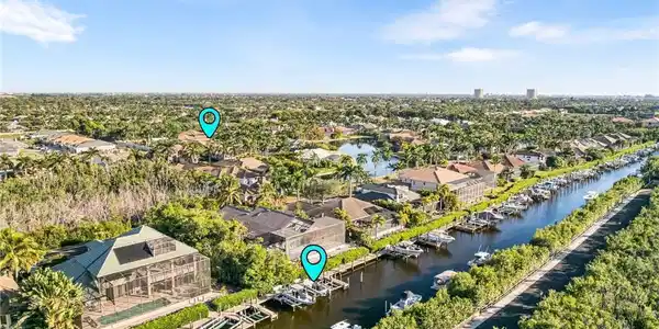 Image 2: Location is paramount&mdash;enjoy direct, bridge-free access, offering a seamless passage to the open waters of the Gulf.