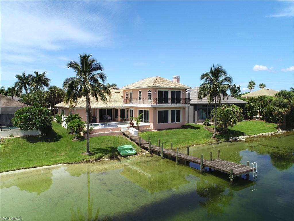 Image 1: Rear yard lakeside