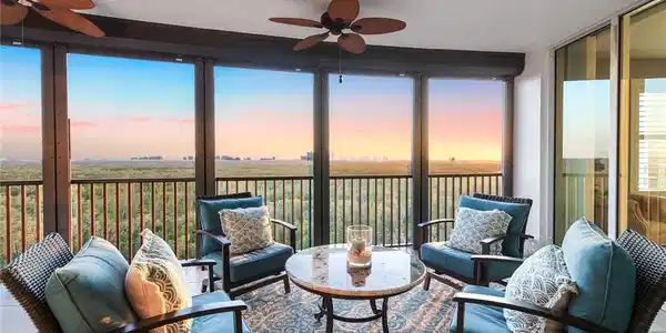 455 Cove Tower DR