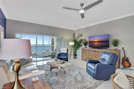 14813 Laguna DR
