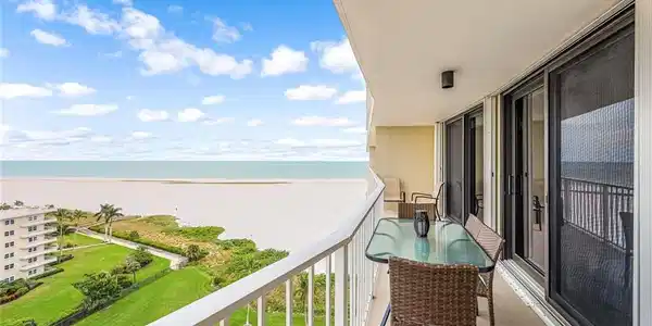 260 Seaview CT